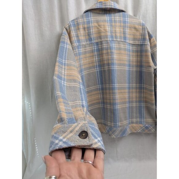 Boston Traders women's XL blue tan white plaid shacket earth tones button G7 - Picture 6 of 10